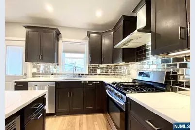 7 Holland Avenue, Demarest, NJ 07627 - Photo 8