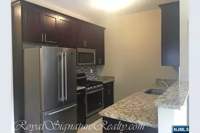 62 Bergen Turnpike 4E #4E, Ridgefield Park, NJ 07660 - Photo 2