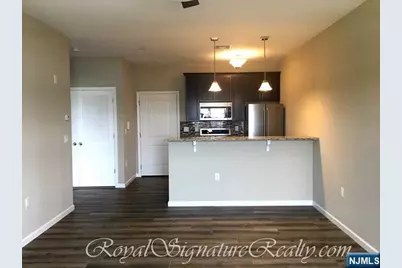 62 Bergen Turnpike 4E #4E, Ridgefield Park, NJ 07660 - Photo 4