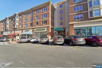 110 City Place, Edgewater, NJ 07020 - Photo 32