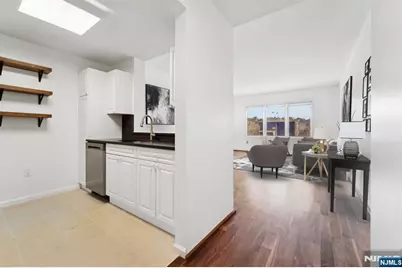 110 City Place, Edgewater, NJ 07020 - Photo 12