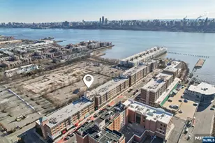 110 City Pl, Edgewater, NJ 07020 - Photo 38