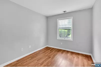 82 Stonyridge Drive, Lincoln Park, NJ 07035 - Photo 10