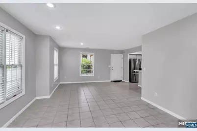 82 Stonyridge Drive, Lincoln Park, NJ 07035 - Photo 4