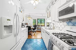 1375 River Road 1E, Edgewater, NJ 07020 - Photo 12