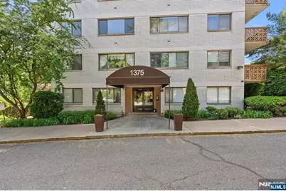 1375 River Road 1E #1E, Edgewater, NJ 07020 - Photo 1