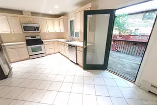393 Washington Ave B, Cliffside Park, NJ 07010 - Photo 8