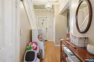 33-35 Pulaski Pl, Hackensack, NJ 07601 - Photo 12