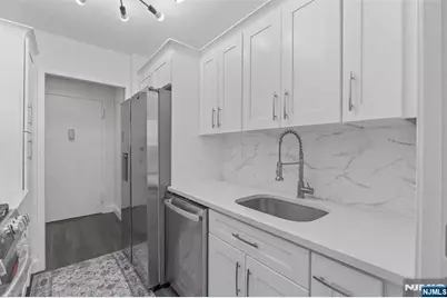 6600 Boulevard E 15F #15F, West New York, NJ 07093 - Photo 8