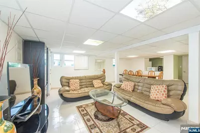 11 Hansen Street, Lodi, NJ 07644 - Photo 16