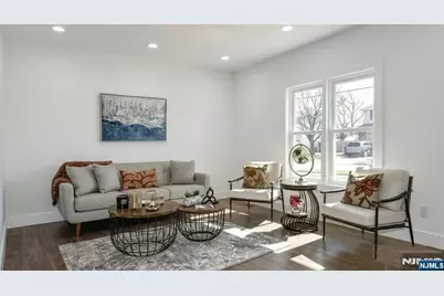 89 Susan Court, Clifton, NJ 07012 - Photo 2