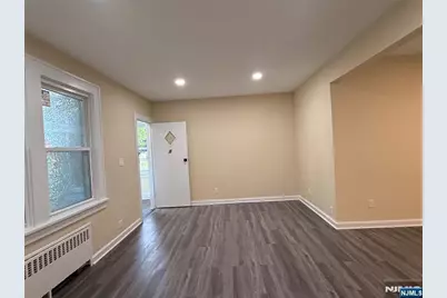 17 Westview Terrace, Teaneck Township, NJ 07666 - Photo 4