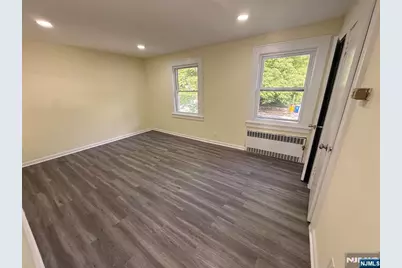 17 Westview Terrace, Teaneck Township, NJ 07666 - Photo 14