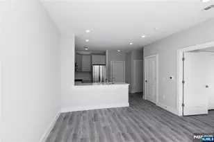 387 Park Street 302, Hackensack, NJ 07601 - Photo 4
