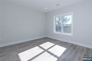387 Park Street 302, Hackensack, NJ 07601 - Photo 8