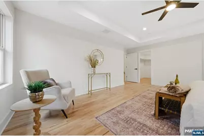 488 Dewey Avenue, Saddle Brook Township, NJ 07663 - Photo 20