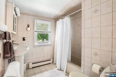 642 Ellington Road, Ridgewood, NJ 07450 - Photo 18