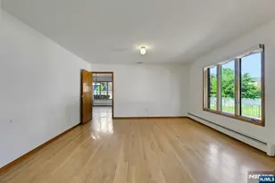 733 1st St, Lyndhurst Township, NJ 07071 - Photo 10