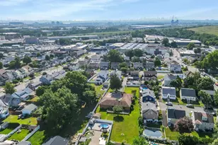 733 1st St, Lyndhurst Township, NJ 07071 - Photo 32