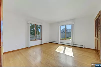 733 1st Street, Lyndhurst Township, NJ 07071 - Photo 18