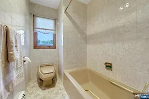 733 1st St, Lyndhurst Township, NJ 07071 - Photo 20