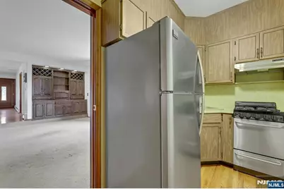 733 1st Street, Lyndhurst Township, NJ 07071 - Photo 22