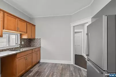 89 Shaler Avenue, Fairview, NJ 07022 - Photo 4
