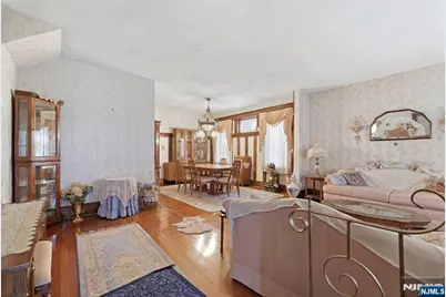 31 Division Avenue, Belleville, NJ 07109 - Photo 6