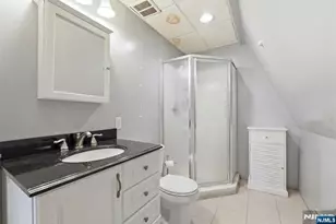 31 Division Ave, Belleville, NJ 07109 - Photo 36
