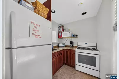 121 Country Club Drive 10 #10, Union Township, NJ 07083 - Photo 34