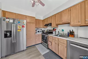 121 Country Club Dr 10, Union Township, NJ 07083 - Photo 14