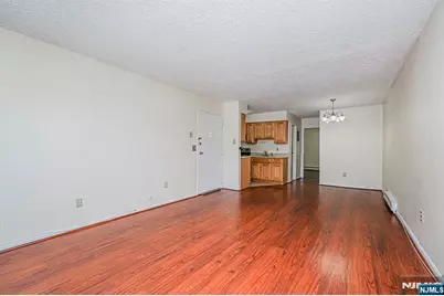 412 68th Street 17 #17, Guttenberg, NJ 07093 - Photo 10