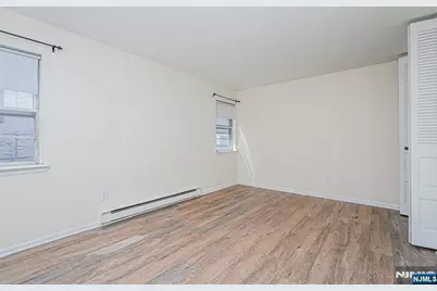 412 68th Street 17 #17, Guttenberg, NJ 07093 - Photo 14