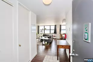 7004 Blvd E 5L, Guttenberg, NJ 07093 - Photo 8