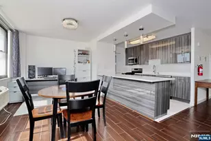 7004 Blvd E 5L, Guttenberg, NJ 07093 - Photo 16