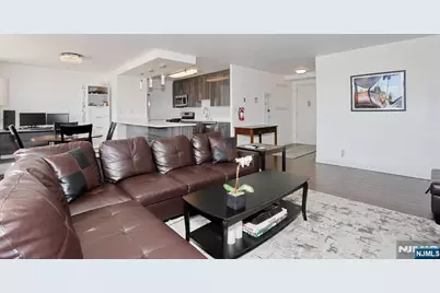 7004 Boulevard E, Guttenberg, NJ 07093 - Photo 22