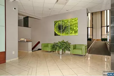 7004 Boulevard E, Guttenberg, NJ 07093 - Photo 44