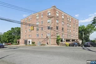 399 11th Street 403, Palisades Park, NJ 07650 - Photo 28