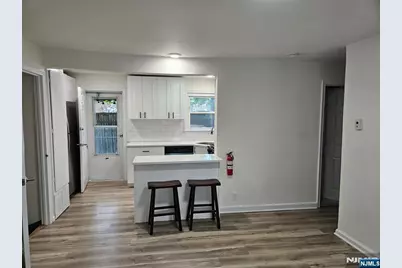 281 Marion Avenue, Cliffside Park, NJ 07010 - Photo 2