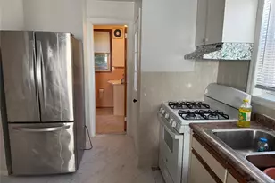26 E Homestead Ave, Palisades Park, NJ 07650 - Photo 4