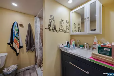 196 Windsor Street, Kearny, NJ 07032 - Photo 36