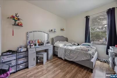 196 Windsor Street, Kearny, NJ 07032 - Photo 12