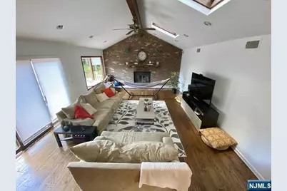 212 Delmar Avenue, Glen Rock, NJ 07452 - Photo 10