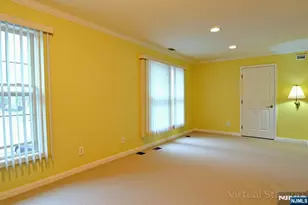 4 Chanda Ct 4, Clifton, NJ 07012 - Photo 8