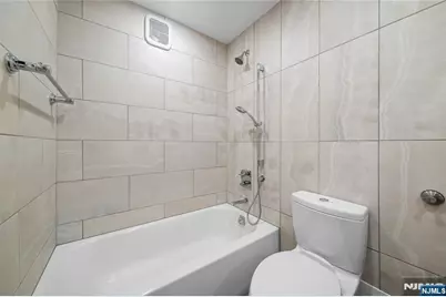 200 Winston Drive 2409 #2409, Cliffside Park, NJ 07010 - Photo 36