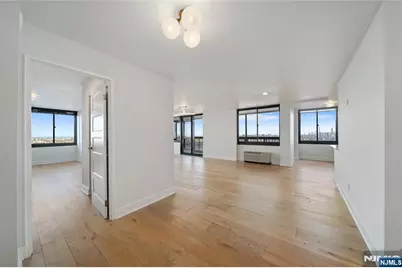 200 Winston Drive 2409 #2409, Cliffside Park, NJ 07010 - Photo 4