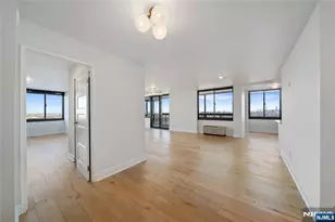 200 Winston Dr 2409, Cliffside Park, NJ 07010 - Photo 4