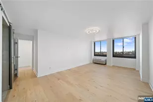 200 Winston Dr 2409, Cliffside Park, NJ 07010 - Photo 22