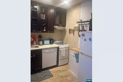 3001 Edwin 3J #3J, Fort Lee, NJ 07024 - Photo 6