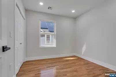 249 Hillside, Leonia, NJ 07605 - Photo 28